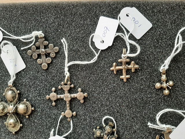 Diverse hangers koptische kruisjes, ethiopie/eritrea, 1930-1950 - afbeelding 3 van  4