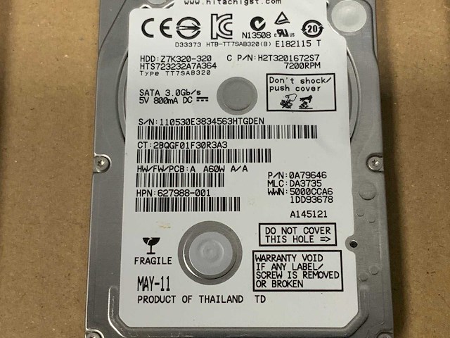 Diverse hard drives en floppy disk reader (7x) - afbeelding 17 van  19