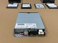 Diverse hard drives en floppy disk reader (7x) - afbeelding 8 van  19