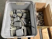 Diverse harting stekkers en installatiematerialen - afbeelding 5 van  5