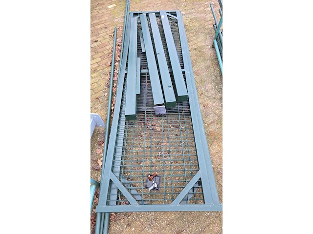 Diverse hekwerk materiaal, groen - afbeelding 3 van  3