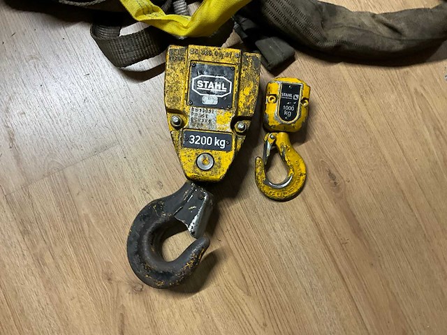 Diverse hijsbanden & hijsblokken - afbeelding 2 van  6