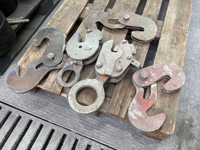 Diverse hijshaken / hefhaken (5x) - afbeelding 3 van  4