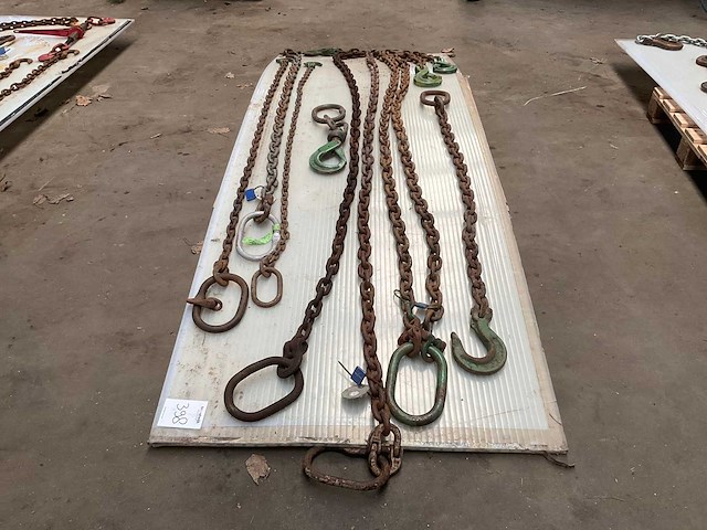Diverse hijskettingen - afbeelding 1 van  3