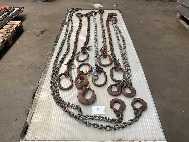 Diverse hijskettingen - afbeelding 1 van  4