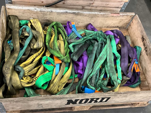 Diverse hijslinten / stroppen - afbeelding 2 van  4