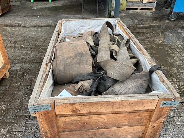 Diverse hijsmaterialen - afbeelding 1 van  5