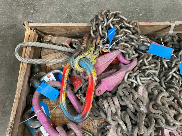 Diverse hijsmiddelen - afbeelding 6 van  7