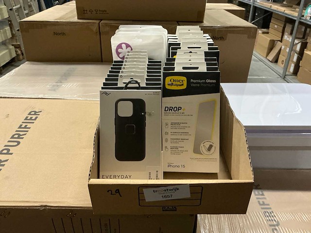 Diverse hoesjes (29x) - afbeelding 1 van  1