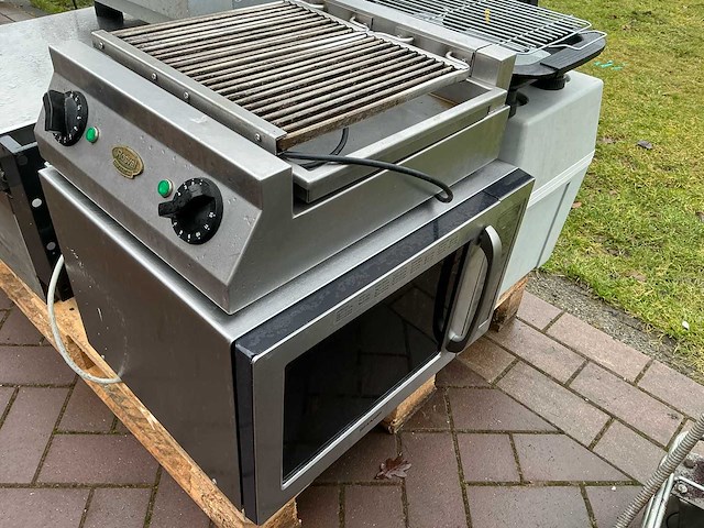 Diverse horeca apparatuur (10x) - afbeelding 6 van  8