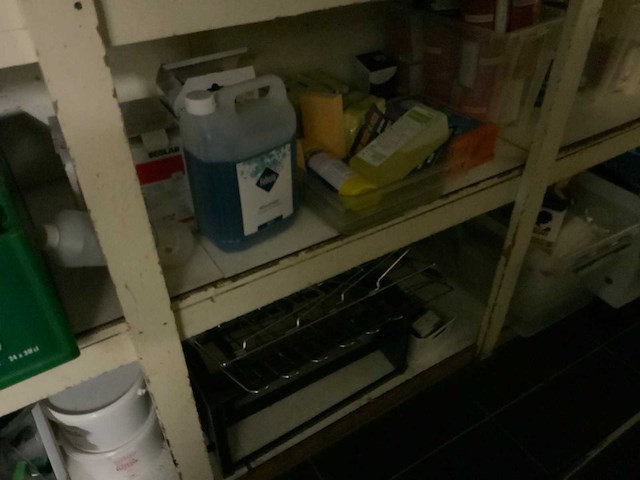 Diverse horeca benodigdheden - afbeelding 14 van  14