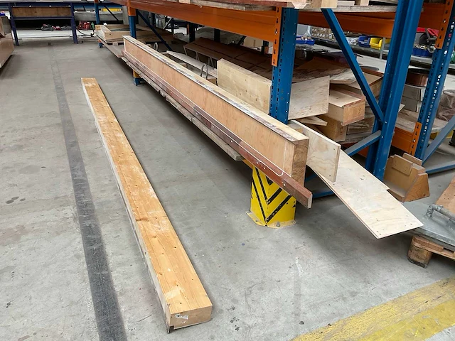Diverse hout - afbeelding 11 van  21