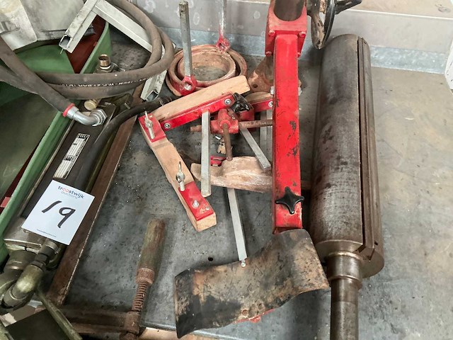 Diverse houtberwerkinsgsmachine onderdelen - afbeelding 3 van  4