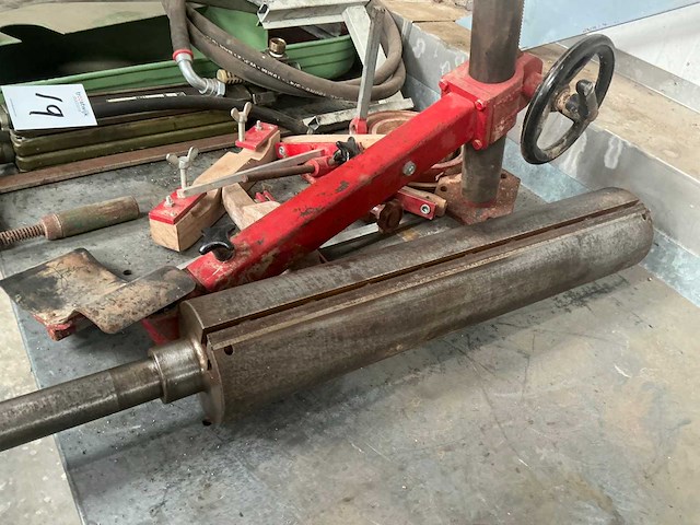 Diverse houtberwerkinsgsmachine onderdelen - afbeelding 4 van  4