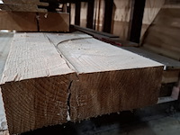 Diverse houten balken en planken - afbeelding 3 van  11