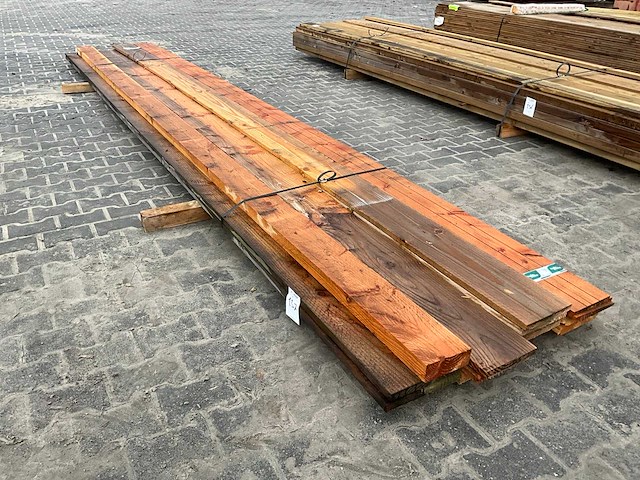 Diverse houten planken - afbeelding 1 van  6