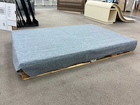 Diverse houten vloerkleden displays - afbeelding 2 van  9