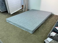 Diverse houten vloerkleden displays - afbeelding 3 van  9