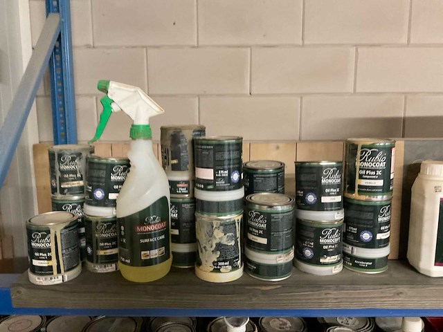 Diverse houtoppervlaktebehandelingen materiaal - afbeelding 3 van  3