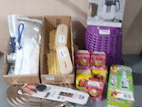 Diverse huishoudelijke accessoires (d1638) - afbeelding 1 van  3