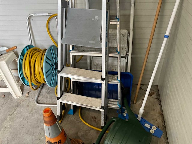 Diverse huishoudelijke artikelen - afbeelding 2 van  4