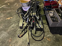 Diverse hydrauliek slangen - afbeelding 2 van  5