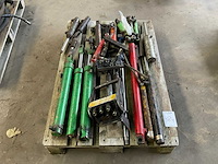 Diverse hydraulische cilinders - afbeelding 2 van  5