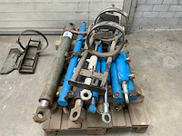 Diverse hydraulische cilinders - afbeelding 2 van  4