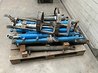 Diverse hydraulische cilinders - afbeelding 3 van  4