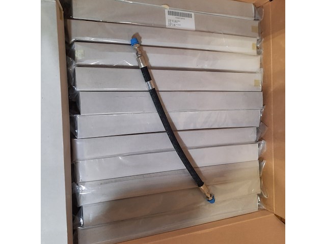 Diverse hydraulische slangen - afbeelding 2 van  12