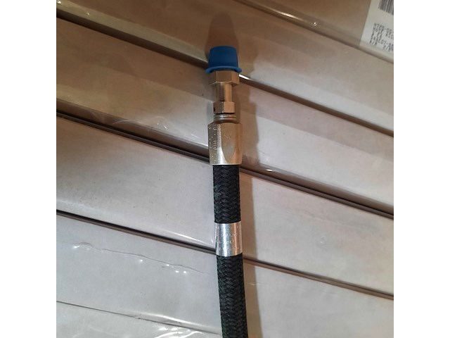 Diverse hydraulische slangen - afbeelding 3 van  12