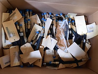 Diverse hydraulische slangen - afbeelding 6 van  12