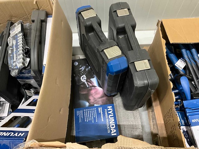 Diverse hyundai handgereedschappen - afbeelding 5 van  5