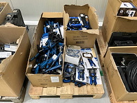 Diverse hyundai handgereedschappen