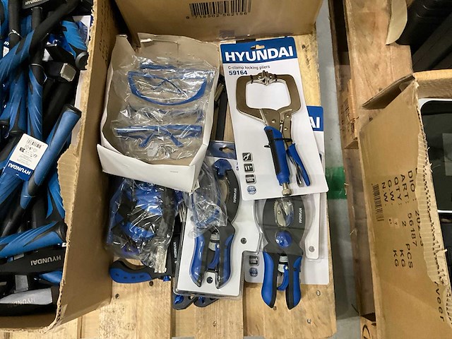 Diverse hyundai handgereedschappen - afbeelding 2 van  3