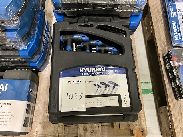 Diverse hyundai handgereedschappen - afbeelding 8 van  8