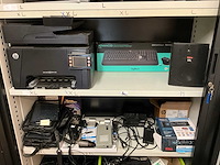 Diverse ict benodigdheden en hardware - afbeelding 4 van  5