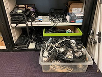 Diverse ict benodigdheden en hardware - afbeelding 5 van  5