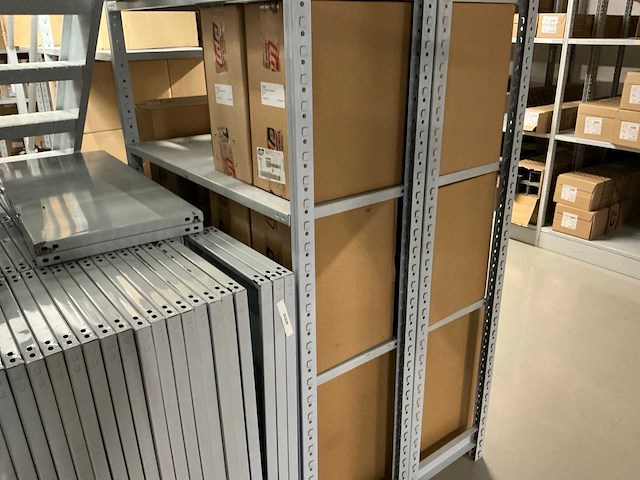 Diverse ide pl st wand kasten (16x) - afbeelding 2 van  10