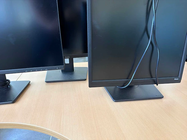 Diverse iiyama monitoren (4x) - afbeelding 3 van  8