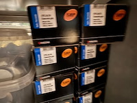 Diverse ijzerwaren en bevestigingsmateriaal - afbeelding 2 van  16