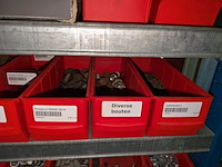 Diverse ijzerwaren o.a. bouten - afbeelding 4 van  20