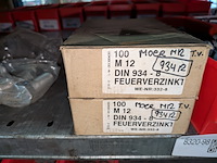 Diverse ijzerwaren o.a. bouten - afbeelding 6 van  20