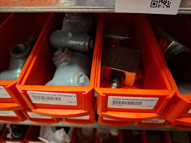 Diverse ijzerwaren o.a. plunjers - afbeelding 11 van  46