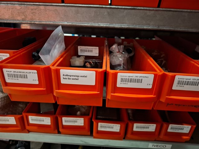 Diverse ijzerwaren o.a. plunjers - afbeelding 33 van  46