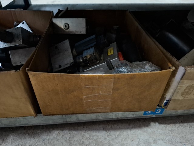 Diverse ijzerwaren o.a. plunjers - afbeelding 40 van  46