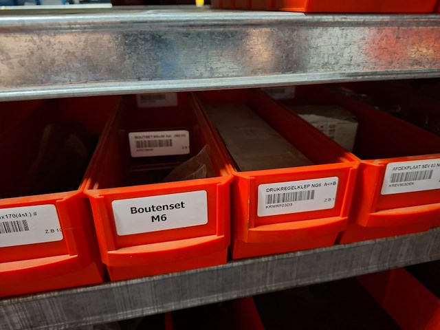 Diverse ijzerwaren o.a. plunjers - afbeelding 43 van  46