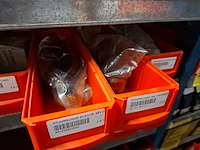 Diverse ijzerwaren o.a. plunjers - afbeelding 44 van  46