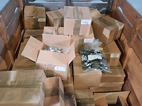 Diverse ijzerwaren - afbeelding 2 van  9