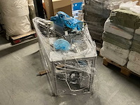 Diverse incomplete mondkapjes productie machines - afbeelding 11 van  20